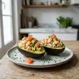 Avocat farci aux crevettes et pamplemousse : entrée fraîche et gourmande
