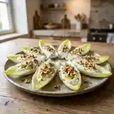 Bouchées d'endives craquantes au miel et noix