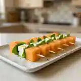 Brochettes fraîches de melon et feta pour apéritif estival