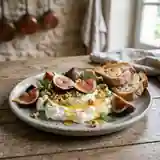 Chèvre frais, figues et éclats de noix