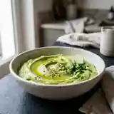 Crème d'avocat onctueuse au yaourt