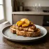Délice fondant de foie gras aux pommes caramélisées