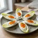 Délicieuses Endives au Carré Frais et Œufs de Saumon : Entrée Fraîche et Raffinée