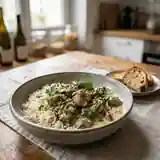 Fricassée savoureuse de foies de volaille à la crème