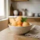 Glace Maison au Melon Frais : Recette Facile et Rafraîchissante
