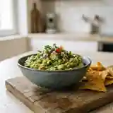Guacamole maison facile et rapide : la recette parfaite pour un apéritif gourmand