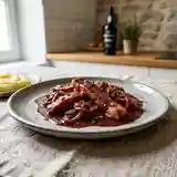 Jambon braisé au porto : recette savoureuse et raffinée