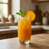 Jus de fruits frais maison revitalisant