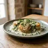 Lotte à l'oseille et aux herbes fraîches : recette facile et savoureuse