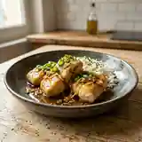 Lotte au gingembre frais et sauce parfumée