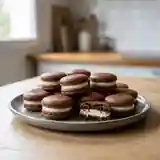 Macarons au chocolat fourrés au mascarpone : douceur gourmande et raffinée