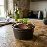 Mousse au chocolat onctueuse à la Chartreuse verte