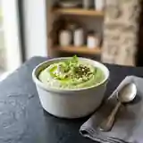 Mousse légère et onctueuse de brocolis pour une entrée saine