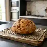 Pain maison aux lardons croustillants et saveurs gourmandes