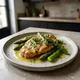 Piccata de veau aux asperges vertes : recette savoureuse et facile