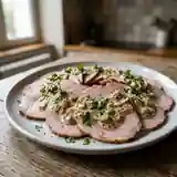 Rôti de porc froid charcutière : recette savoureuse et facile à préparer