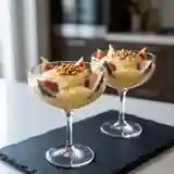 Sabayon gourmand aux figues, miel, muscat et pignons