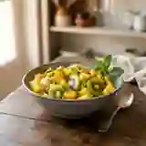 Salade de fruits mangue-passion infusée au rhum
