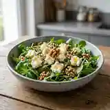 Salade gourmande de chèvre frais au miel et noix