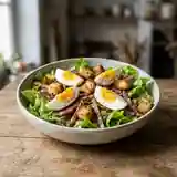 Salade lyonnaise au saucisson : recette traditionnelle et gourmande