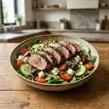 Salade orientale au filet d'agneau grillé
