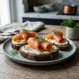 Saumon fumé à l'aneth : recette fraîche et savoureuse pour une entrée raffinée