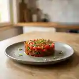 Tartare de tomates cerises au basilic frais, léger et savoureux