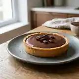 Tarte au chocolat intense et crème moka onctueuse