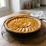 Tarte fine aux coings caramélisés et épices douces