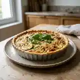 Tarte maison aux courgettes fraîches et basilic parfumé