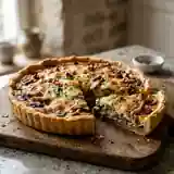 Tarte savoureuse aux champignons et lardons croustillants