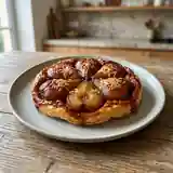 Tarte Tatin aux Poires Caramélisées et Parmesan