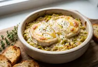 Délicieux Chèvre Chaud sur Lit de Poireaux Fondants